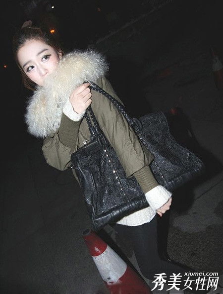 緊跟潮流和時尚